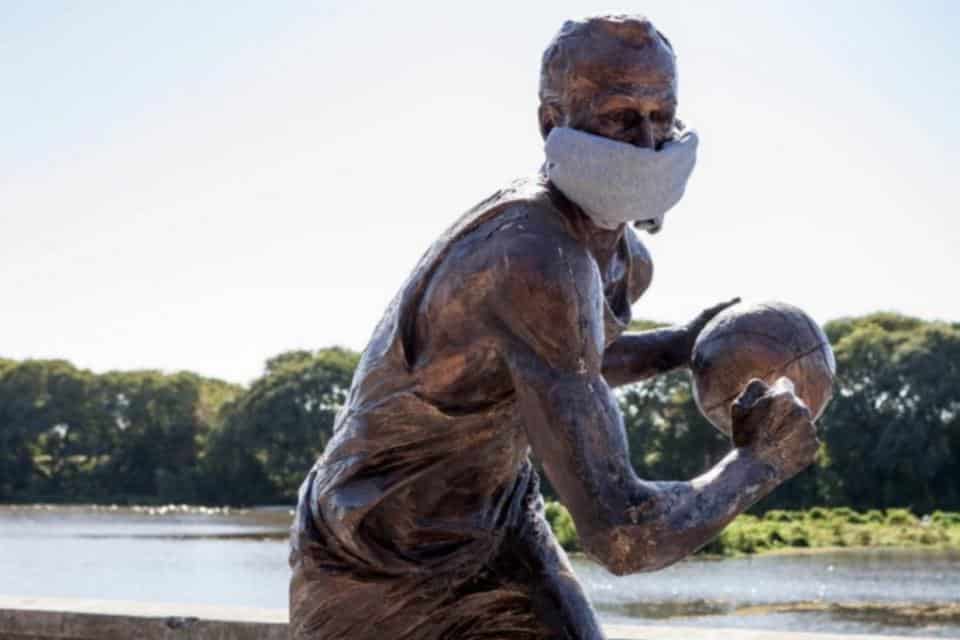 COVID-19 : Le port d’un masque devient obligatoire